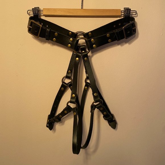 Emma Alamo Leather Hip Harness - Picture 1 of 2